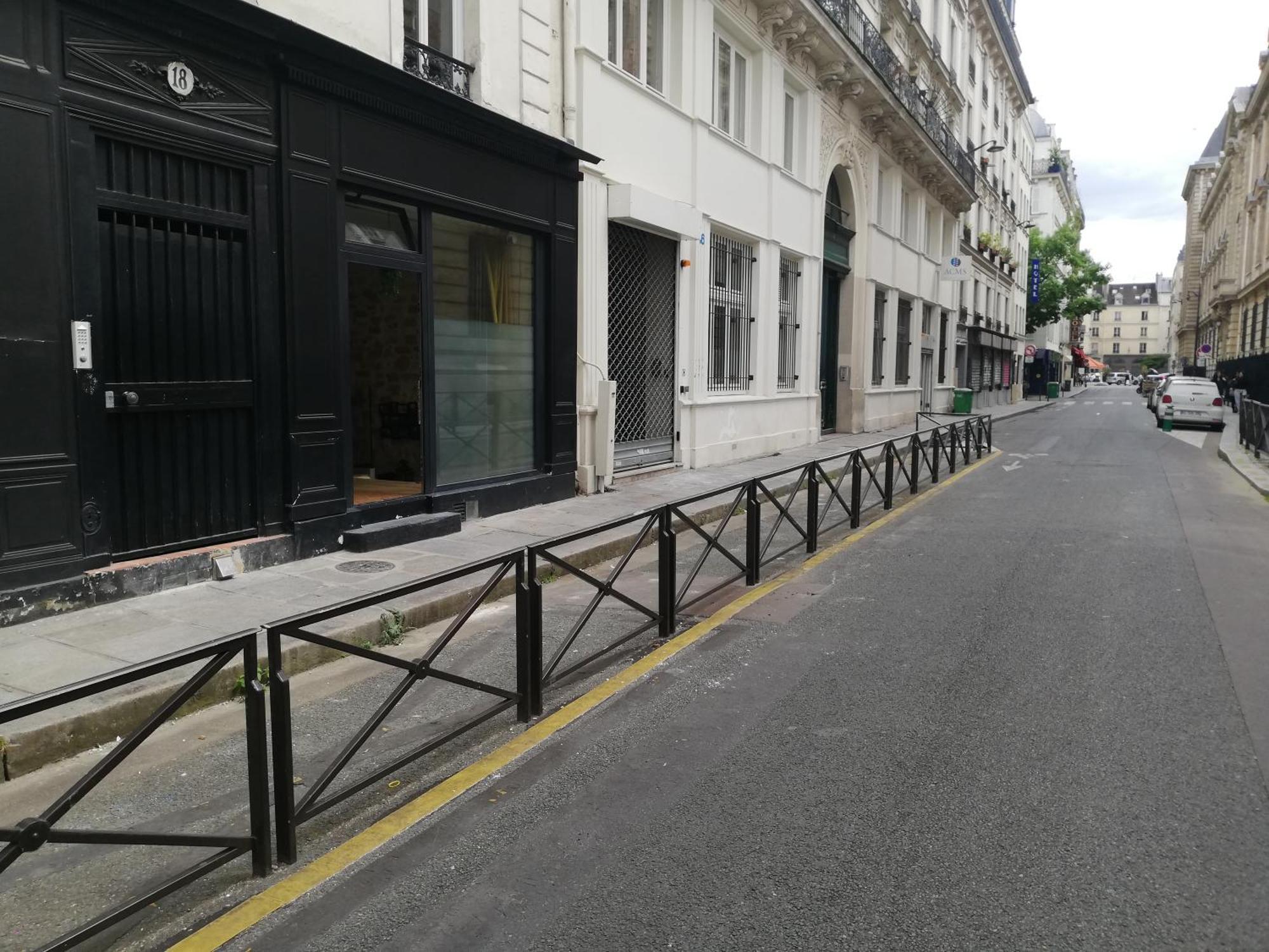 Les Freres Montgolfier - Le Marais - 80 M2 Lägenhet Paris Exteriör bild